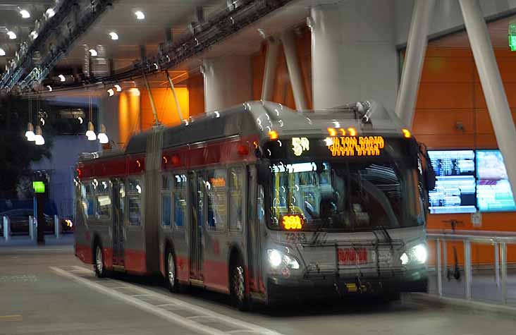 MUNI New Flyer Xcelsior XT60 7243